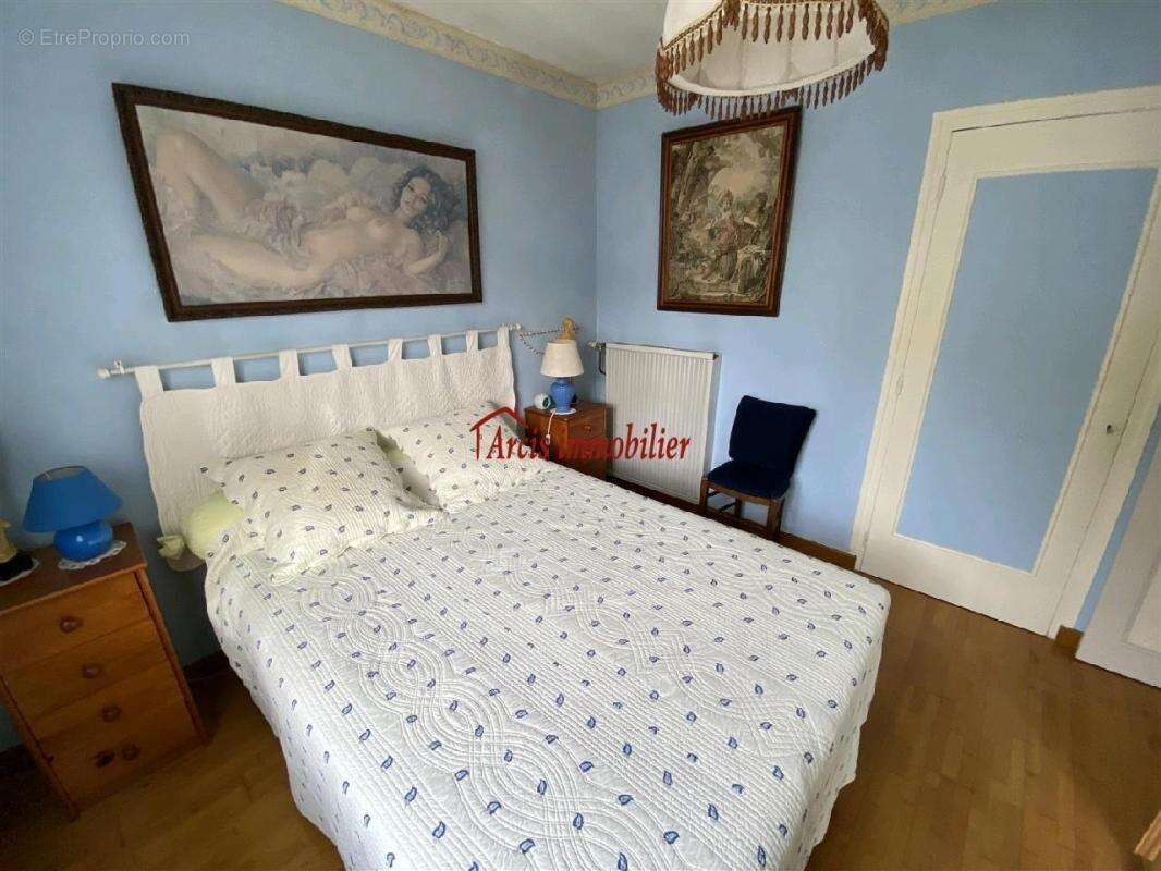 Maison à MAILLY-LE-CAMP