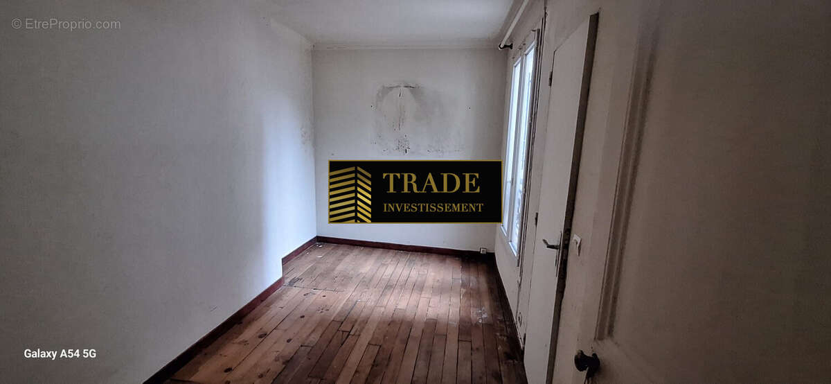 Appartement à PARIS-18E