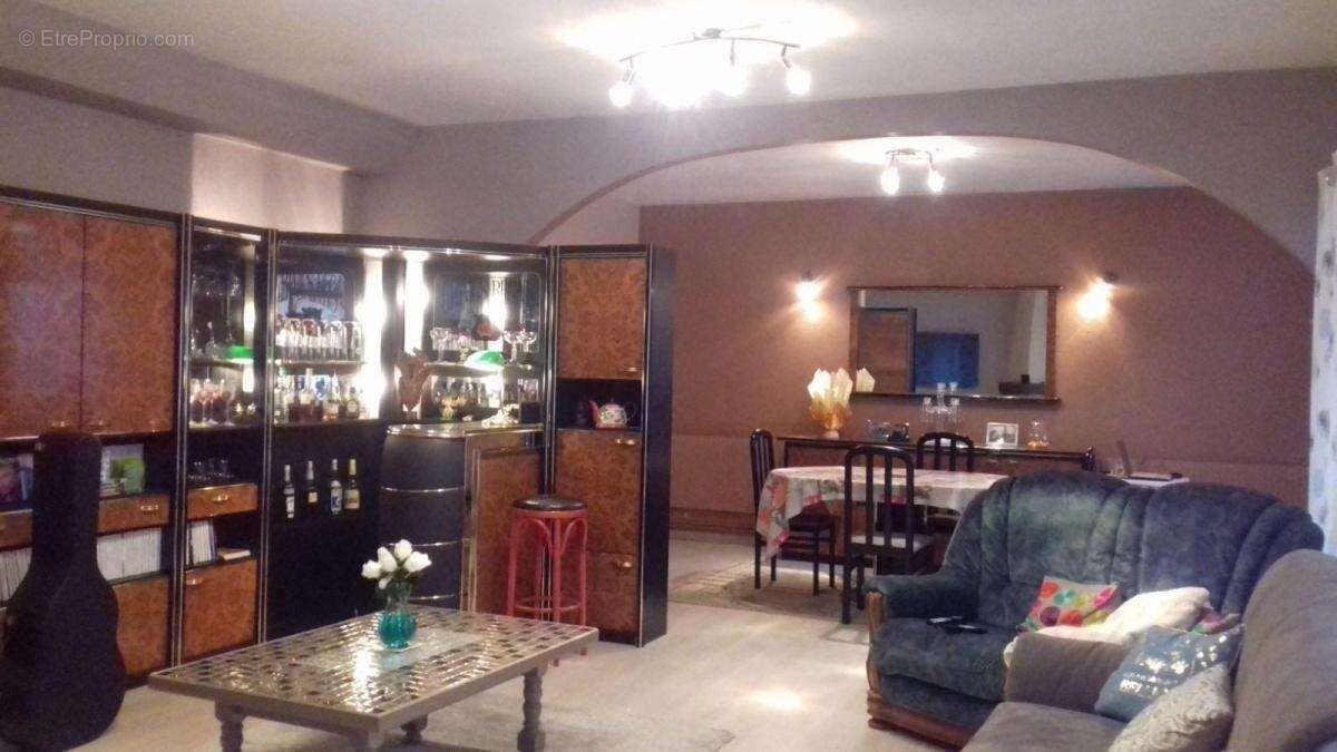 Maison à LEZARDRIEUX