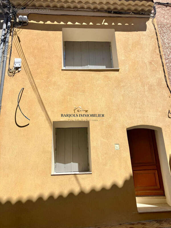 Maison à TAVERNES