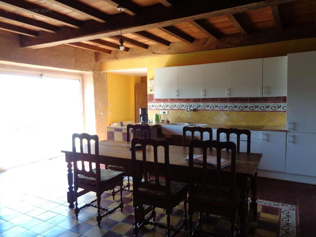 Maison 170 m² à Saint-Sylvestre  - photo 4