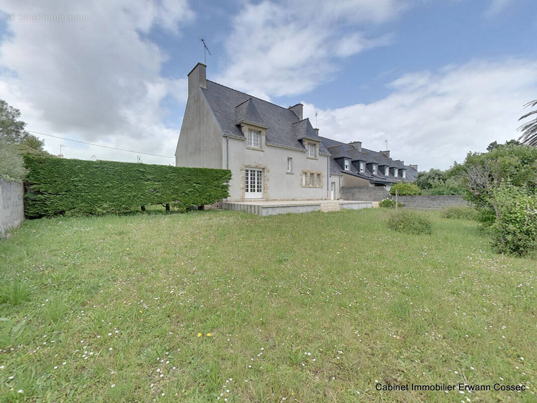 Maison à GUILVINEC
