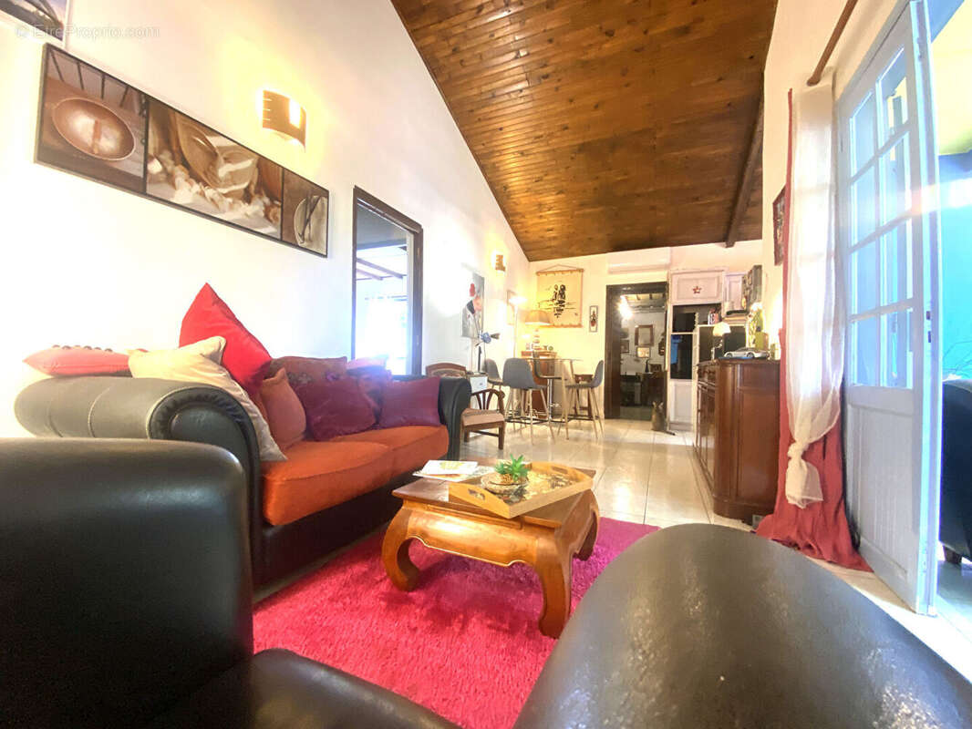 Maison à SAINTE-MARIE