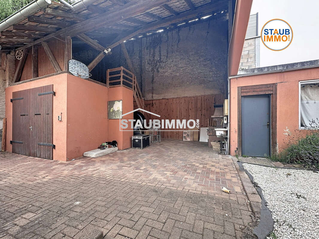 Maison 157 m² à Buschwiller  - photo 2