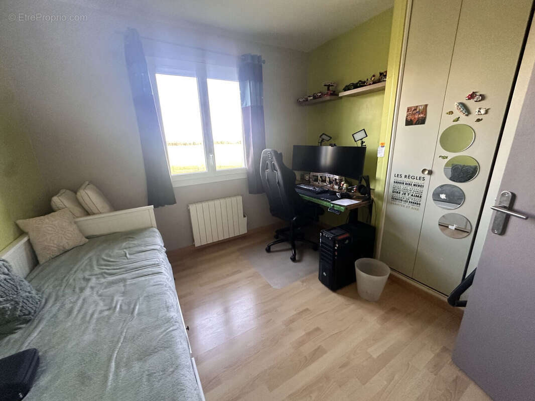 Photo 5 - Maison à SAINT-MARTIN-DE-FRAIGNEAU