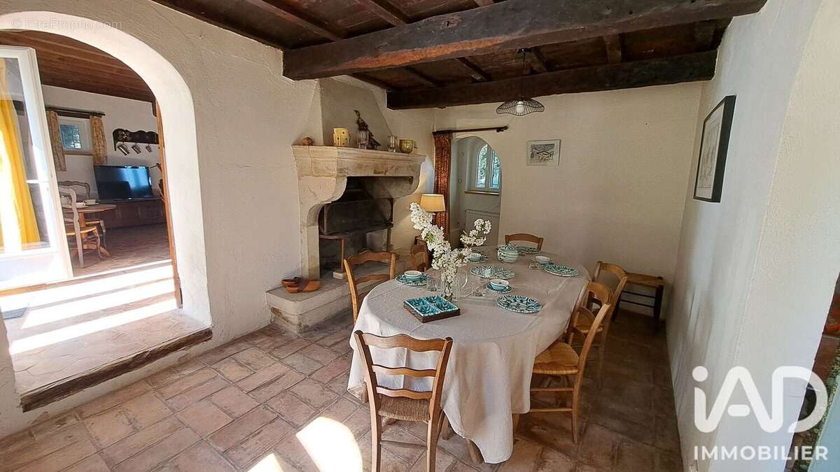 Maison 198 m² à Valaurie  - photo 8
