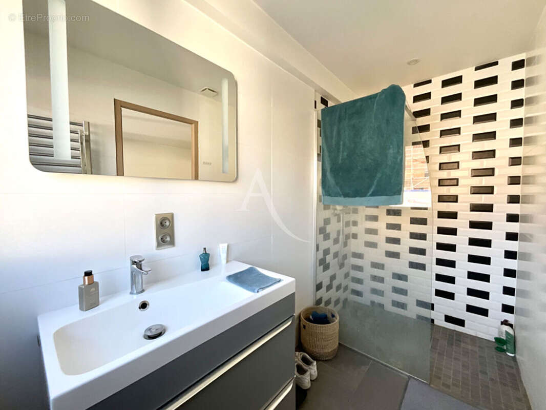 Maison à FONTENAY-SOUS-BOIS