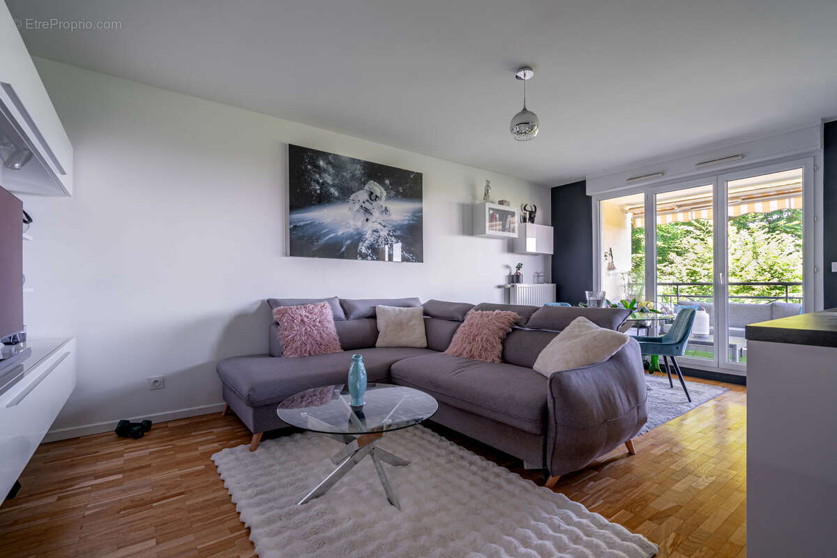 Appartement à CHAMPAGNE-AU-MONT-D'OR