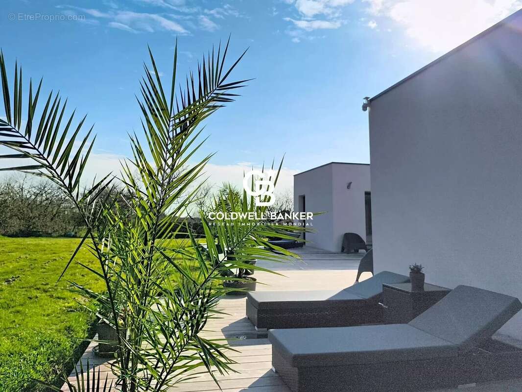 Maison à TALMONT-SAINT-HILAIRE