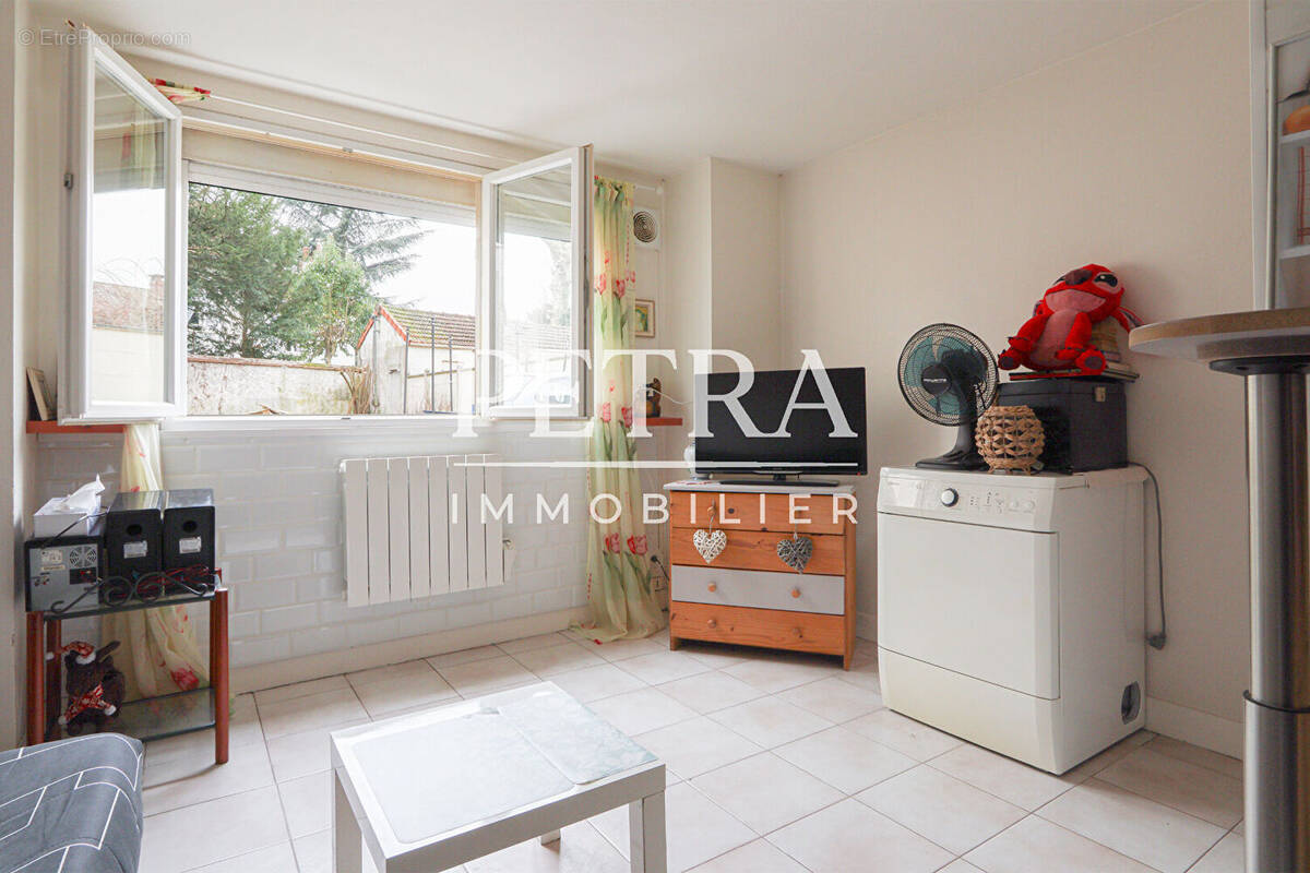 Appartement à BALLAINVILLIERS