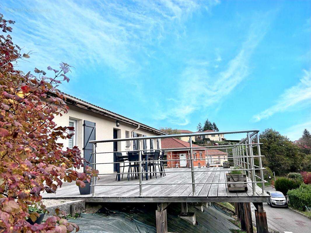 Maison à LONGESSAIGNE
