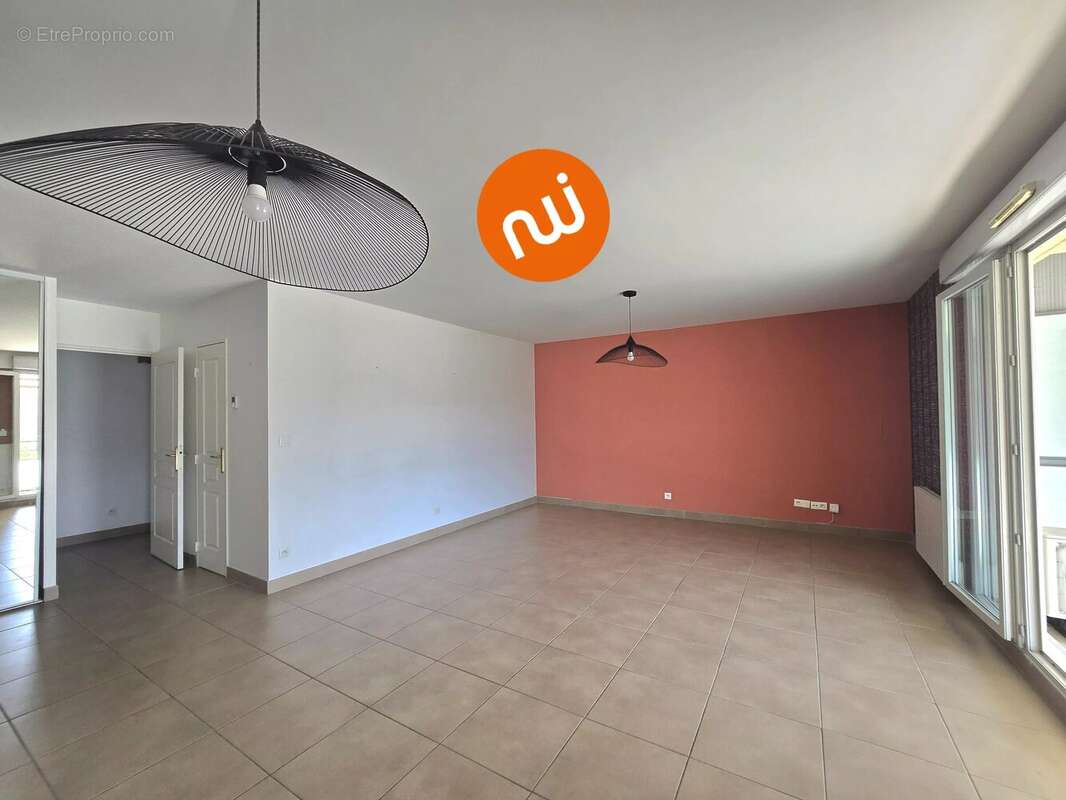 TASSIN HORLOGE - Appartement T4 90m² - photo 6