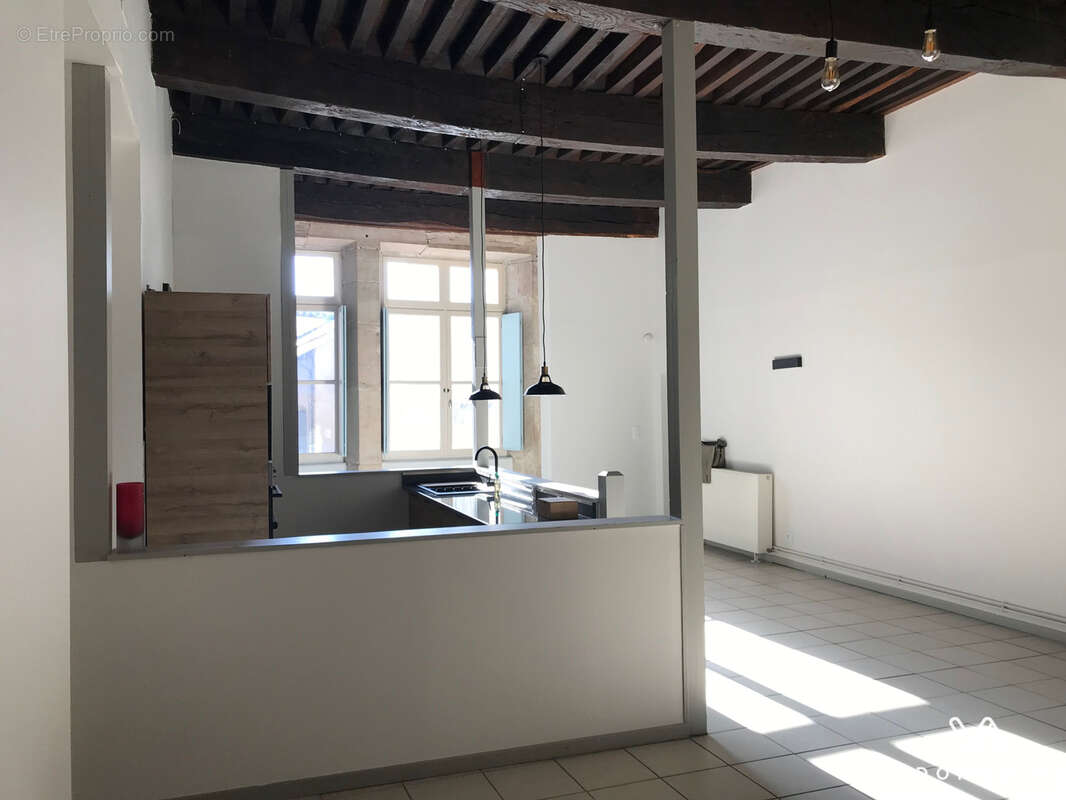 Appartement à VILLEFRANCHE-DE-ROUERGUE