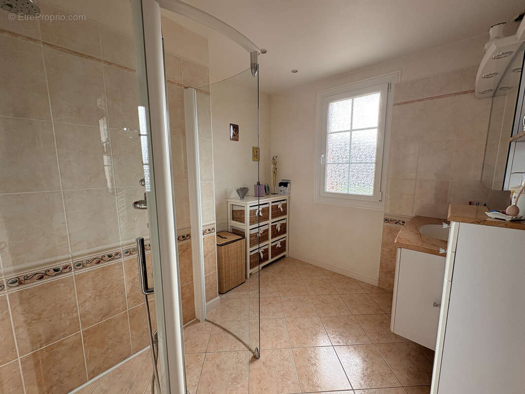 Maison à LE THIEULIN