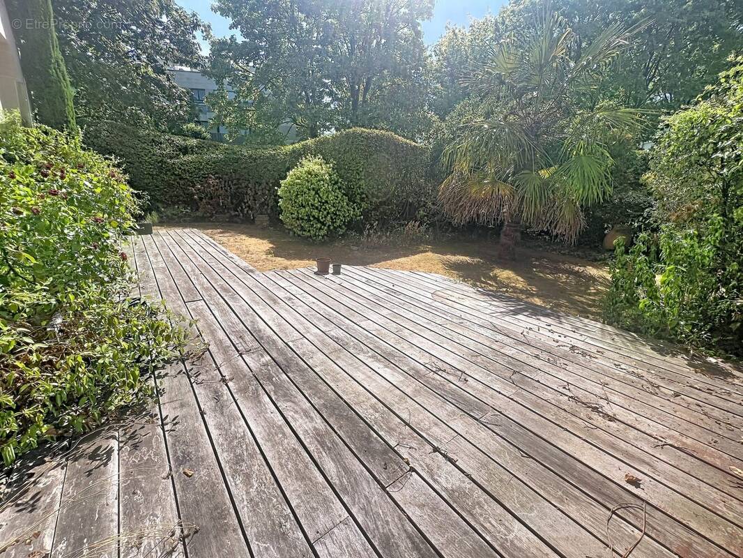 Appartement à GARCHES