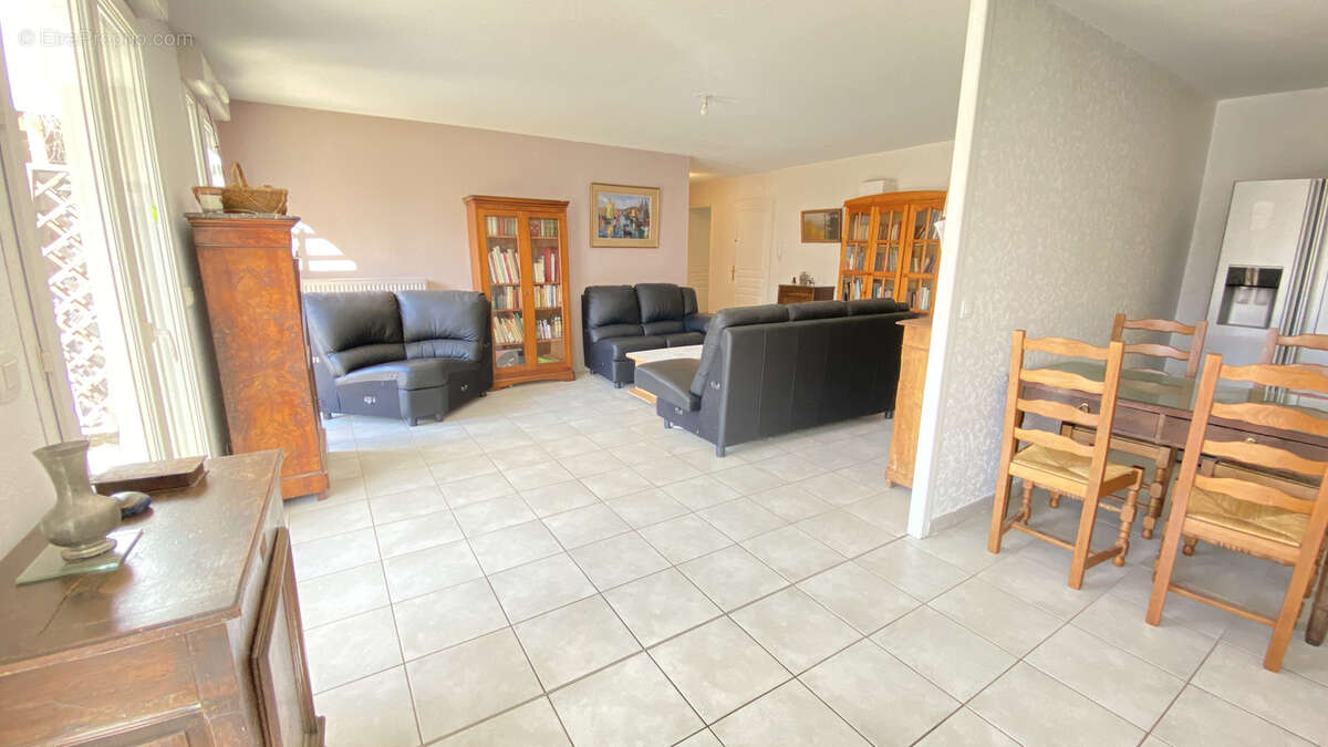 Appartement à SAINT-MARTIN-D'HERES