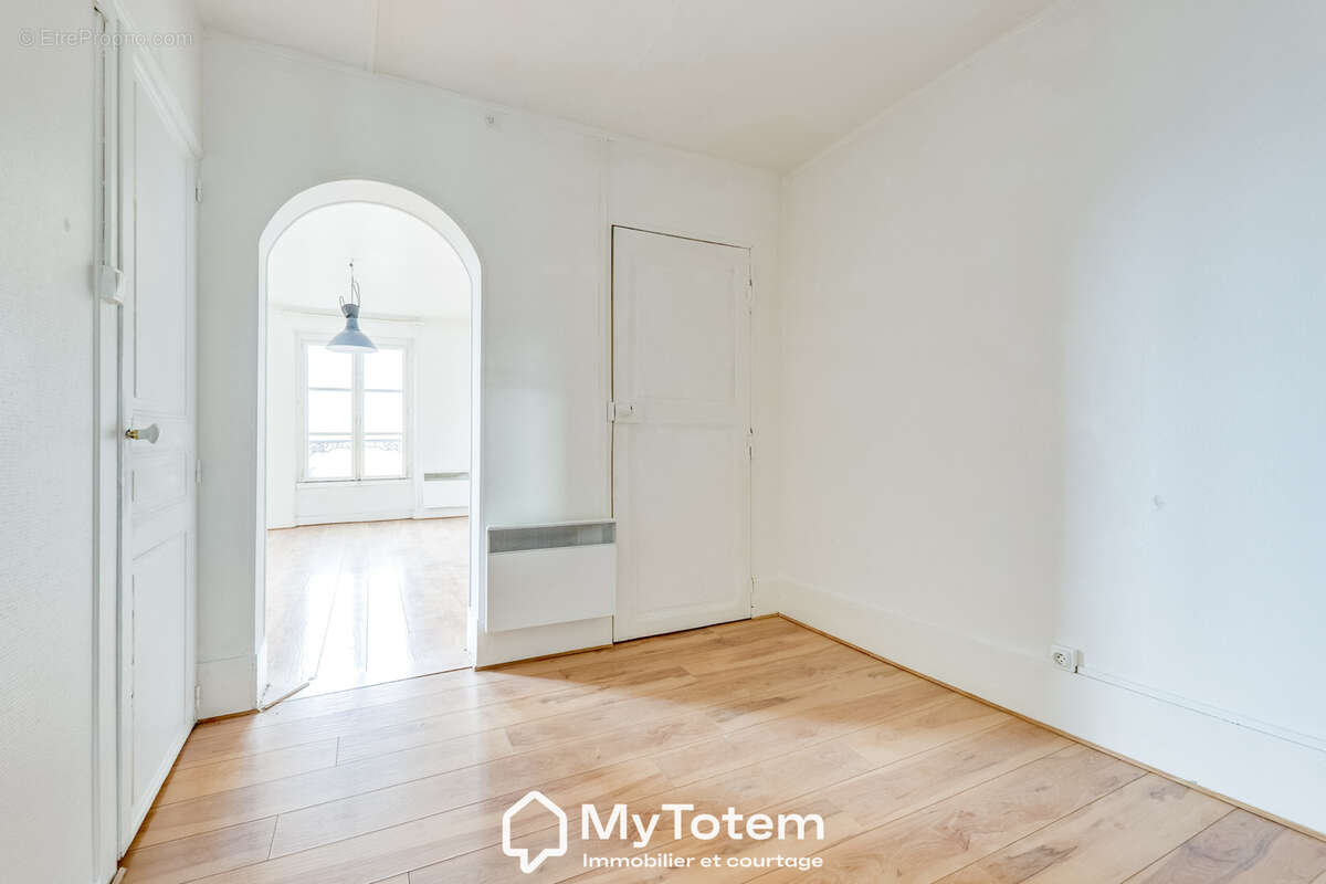 Appartement à VERSAILLES