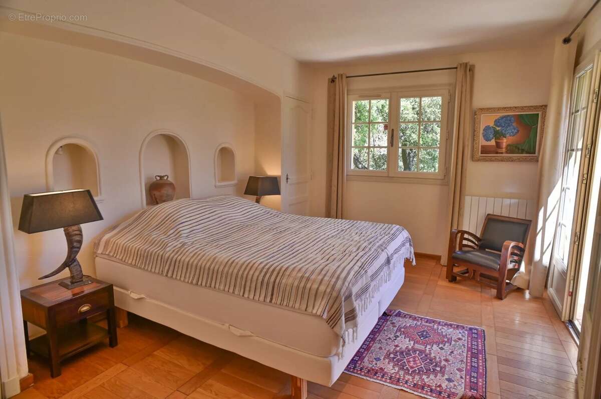 Maison à SAINT-RAPHAEL