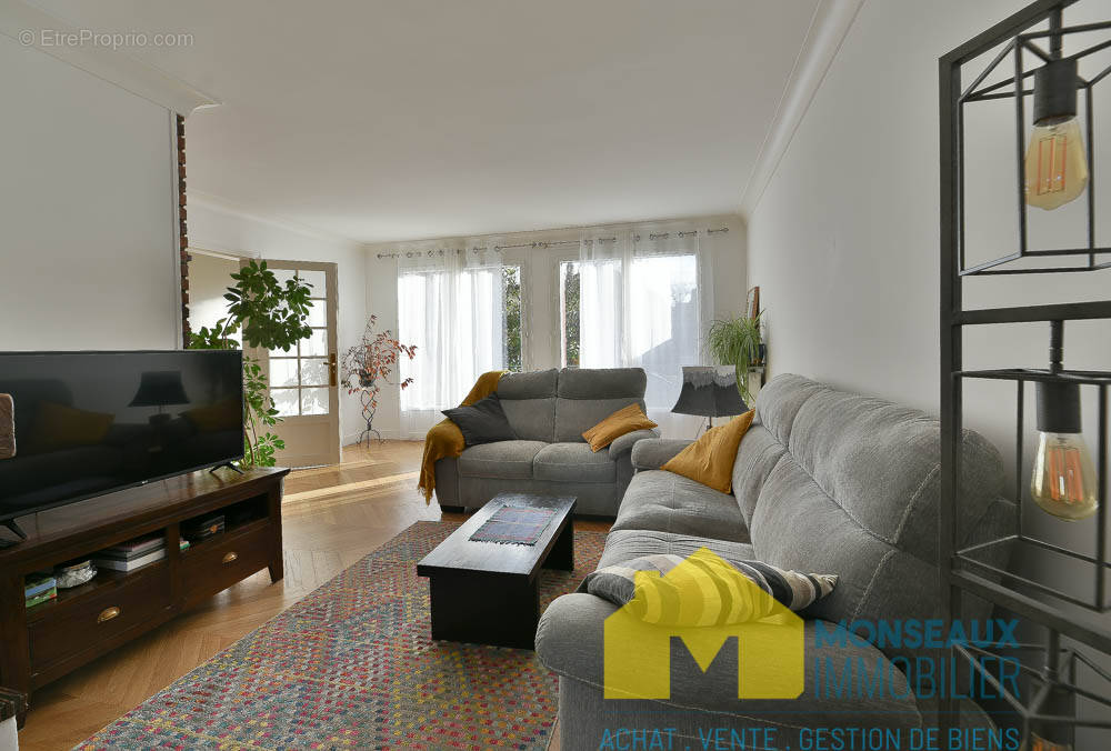 Maison à EPINAY-SUR-ORGE