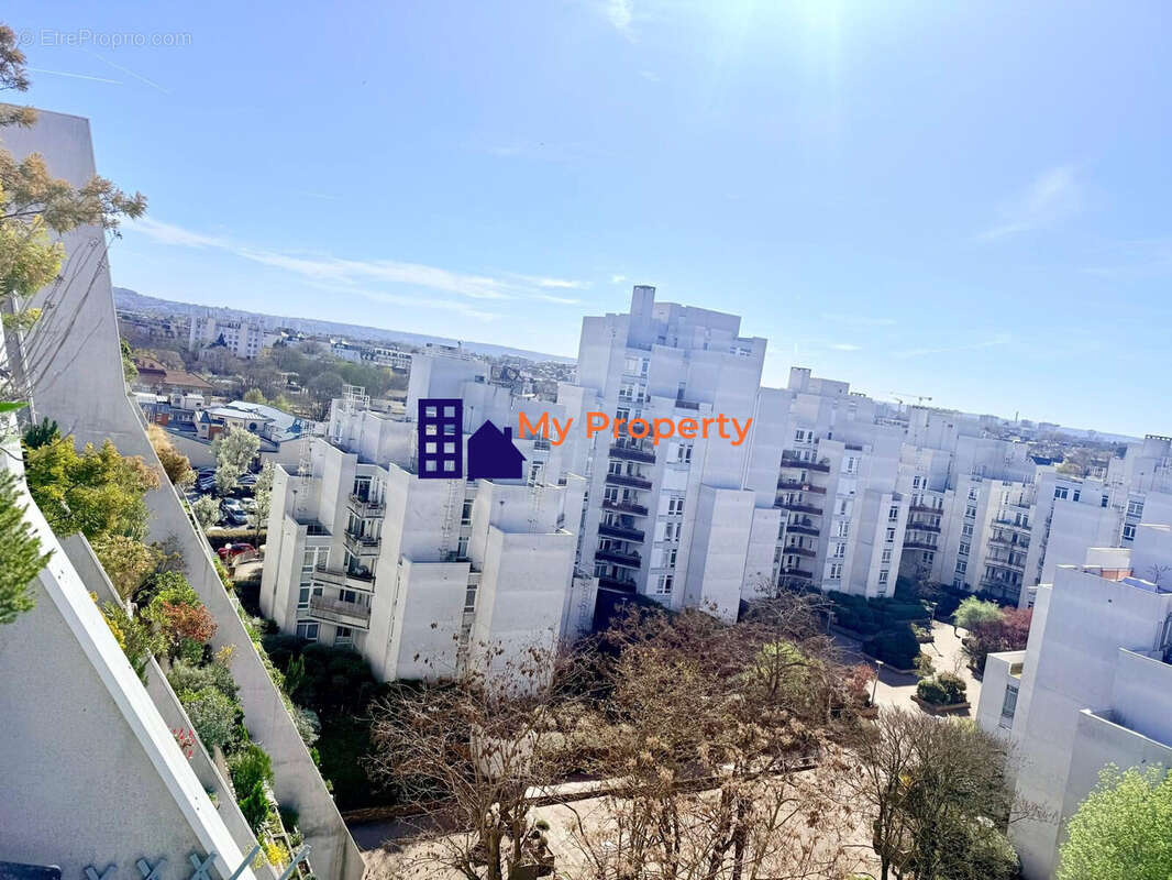 Appartement à HOUILLES