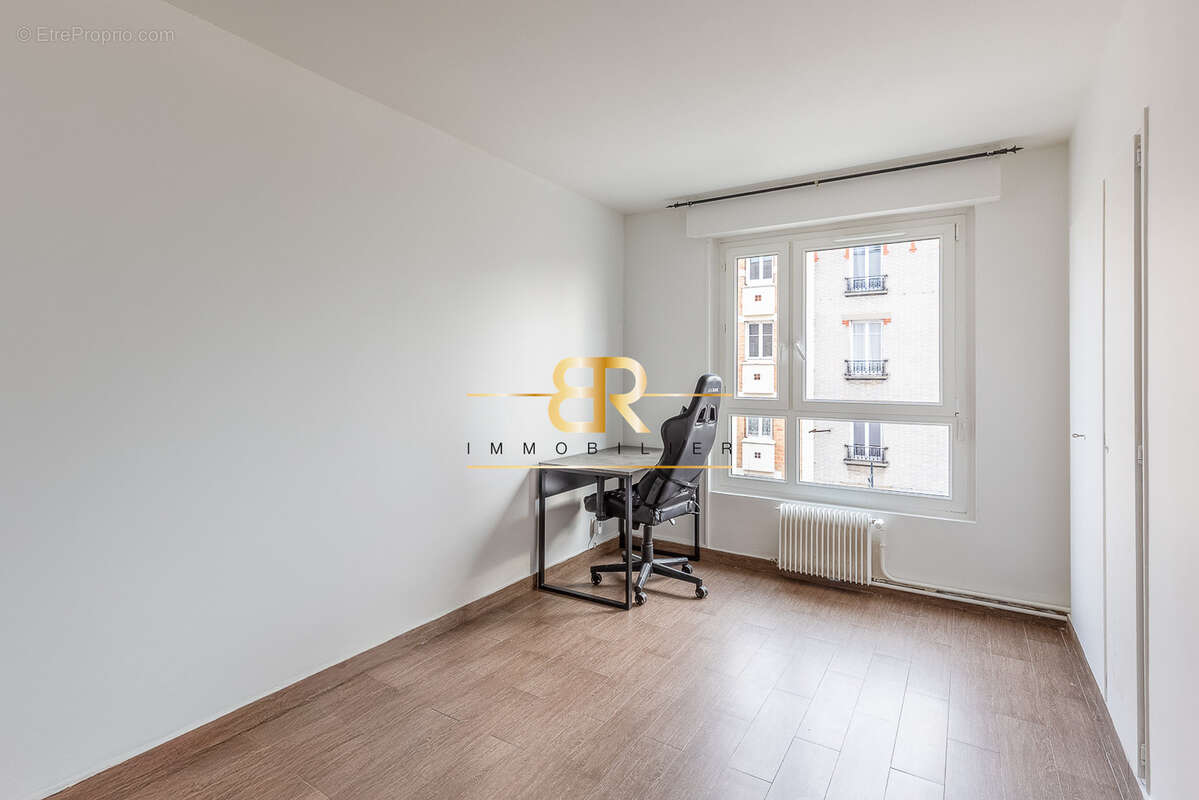 Appartement à COLOMBES