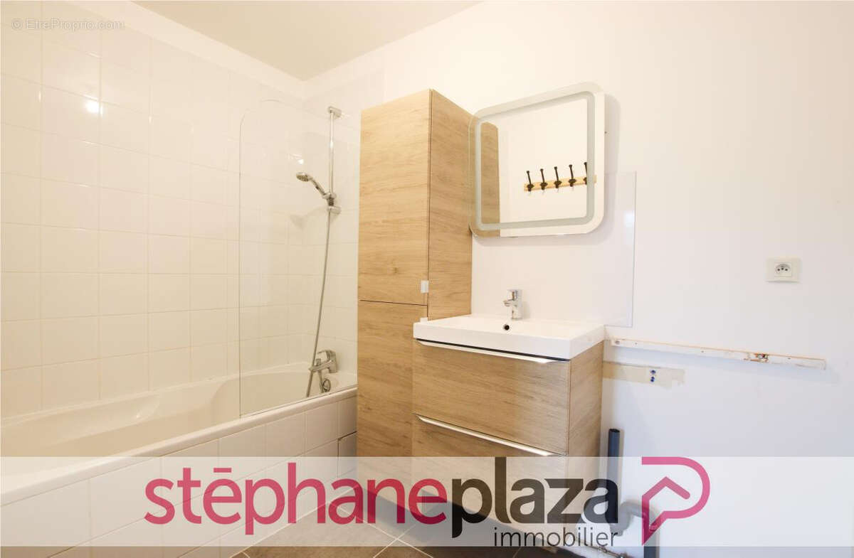 Appartement à DOMAGNE