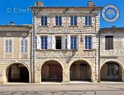 Maison à MAUVEZIN