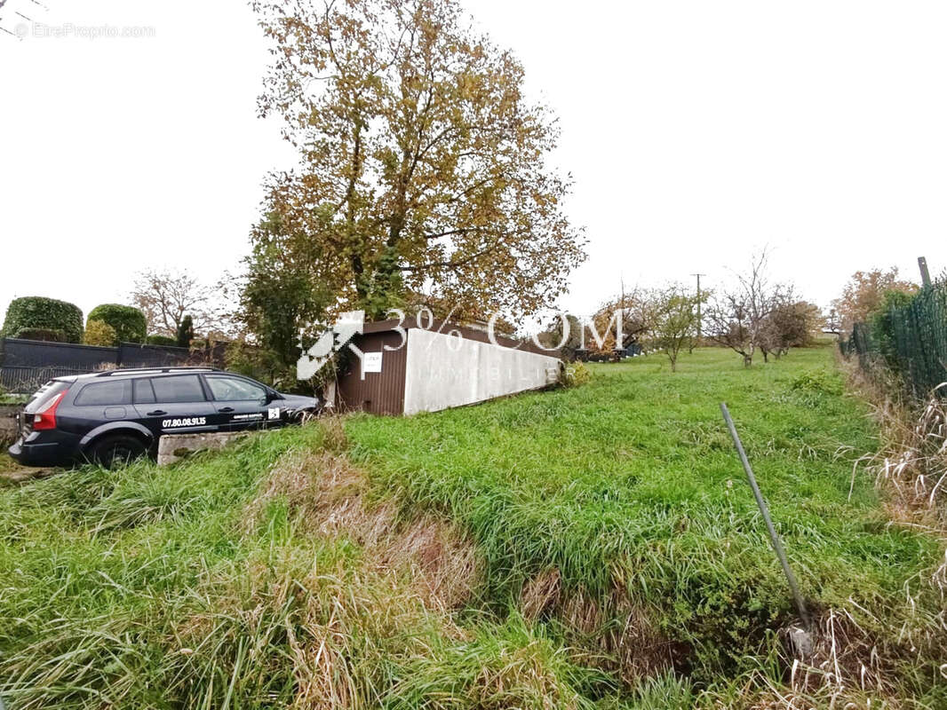 Terrain à PIERREVILLE