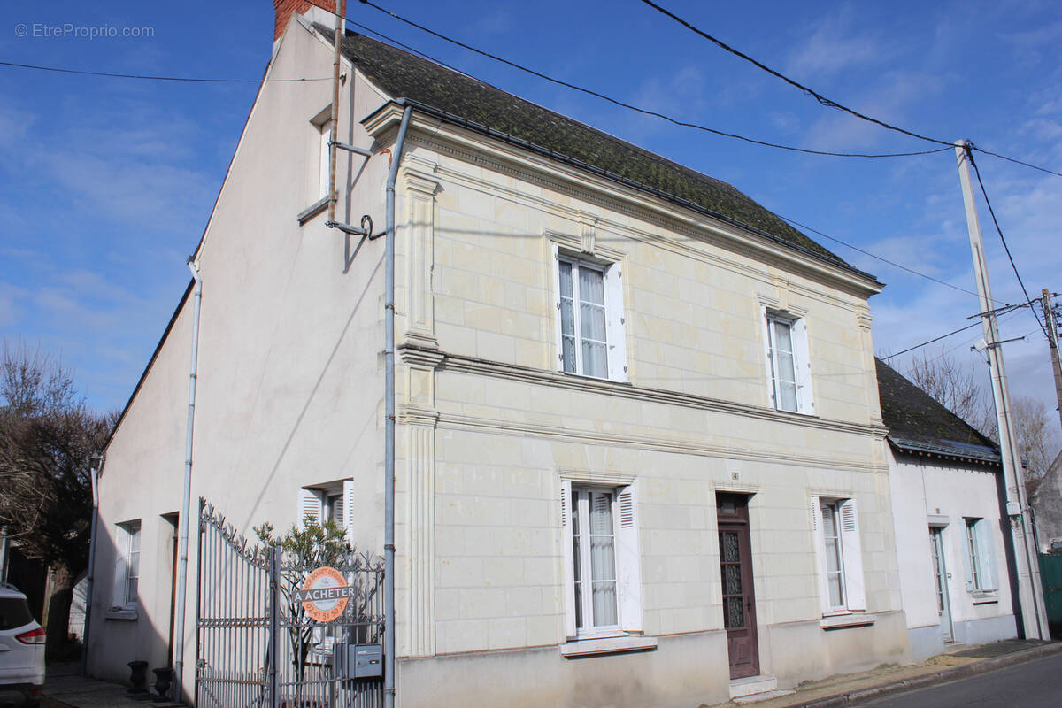 Maison à GIZEUX