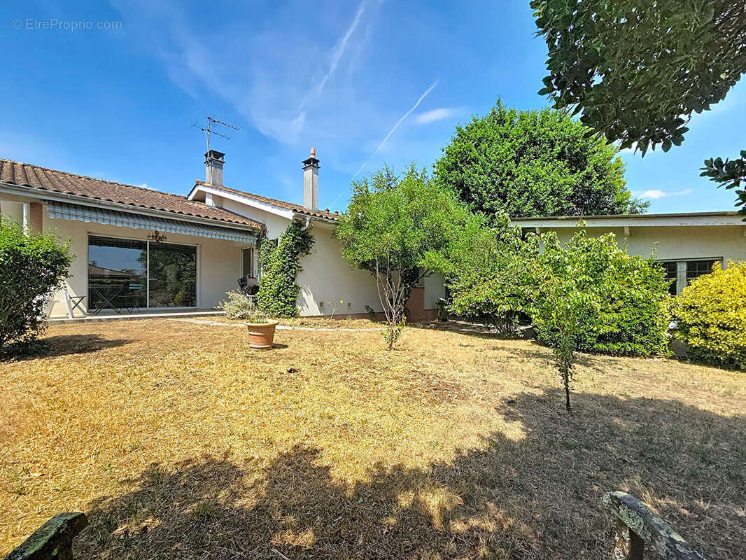 Maison à PESSAC