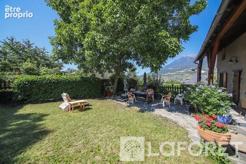 ** maison type 11 - proche embrun -11 pièces - photo 4