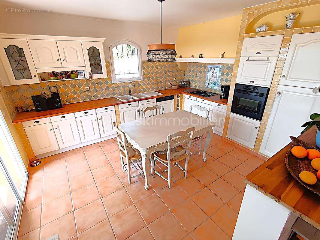Maison à OLLIOULES