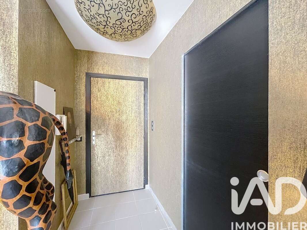 Photo 3 - Appartement à LA VALETTE-DU-VAR
