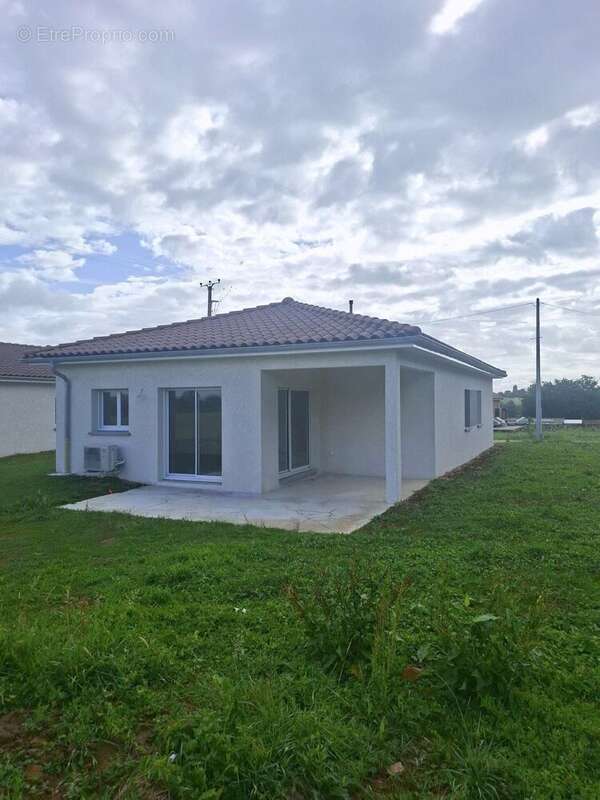 Maison 100 m² à Saint-Etienne-Sur-Reyssouze  - photo 4