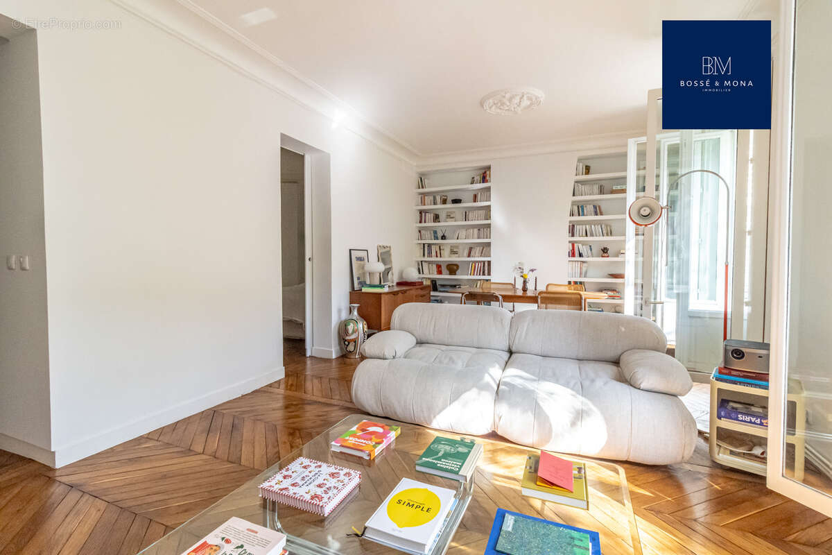 Appartement à PARIS-18E