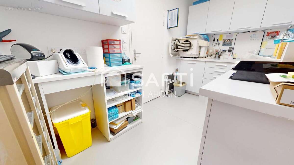 Photo 3 - Commerce à COGNAC