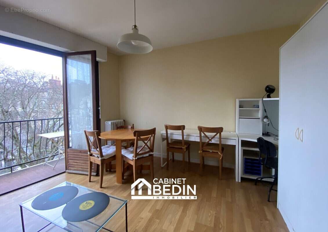 Appartement à BORDEAUX