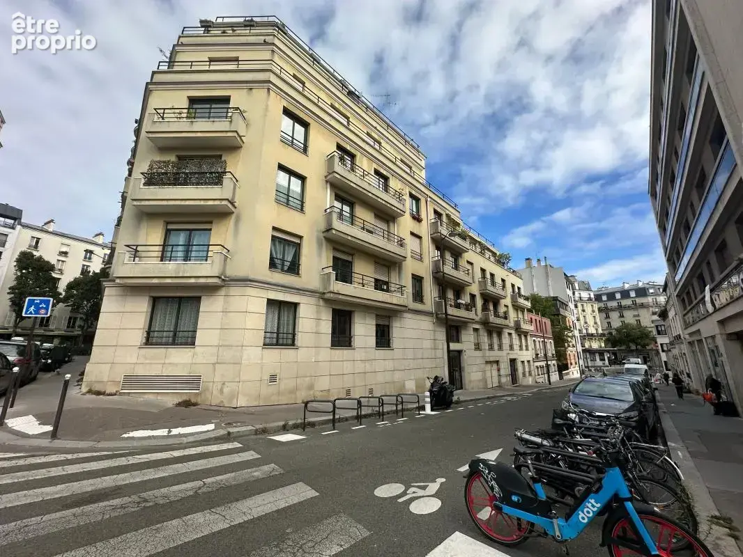 Appartement 2 pièces 51 m² · à Paris-20e · 51 m² · 428 000 €