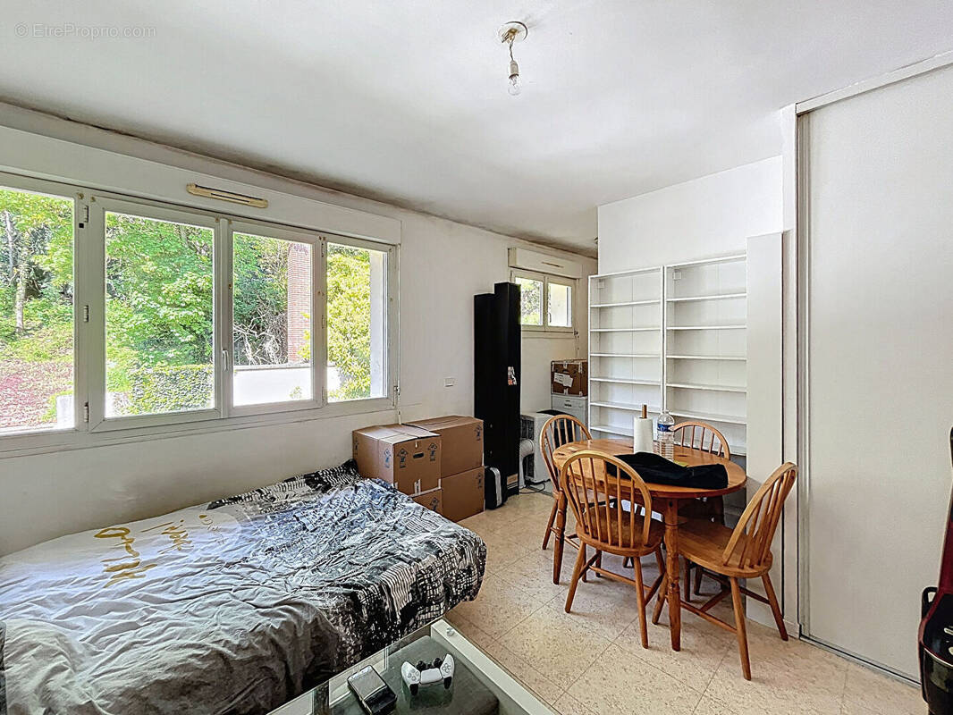 Appartement à CORBEIL-ESSONNES