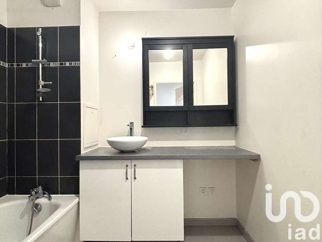 Photo 3 - Appartement à VITRY-SUR-SEINE