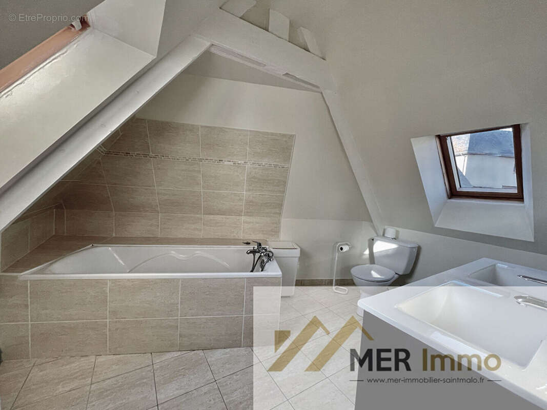 SAINT-MALO COURTOISVILLE - LES THERMES- Maison prête-à-vivre avec aperçus mer à proximité immédiate de la plage du Sillon et des - photo 8