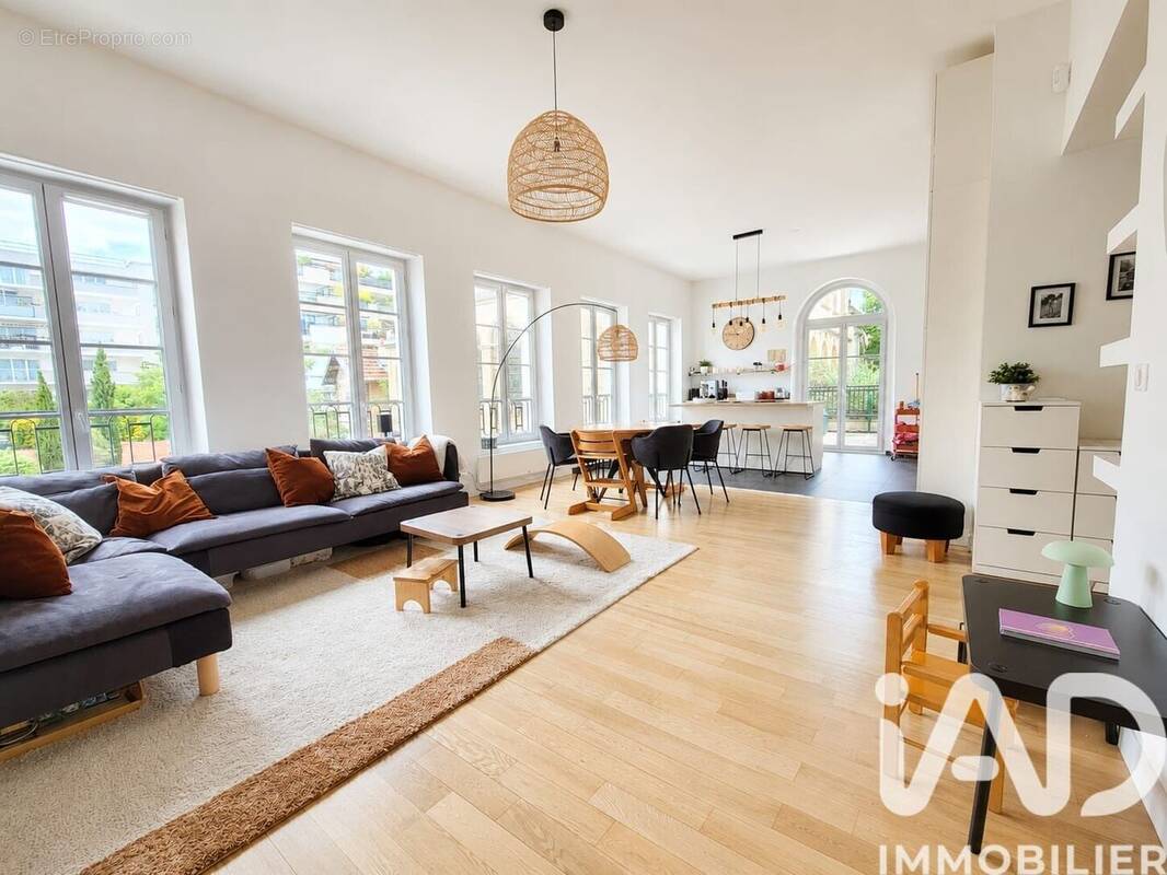 Photo 1 - Appartement à THIAIS