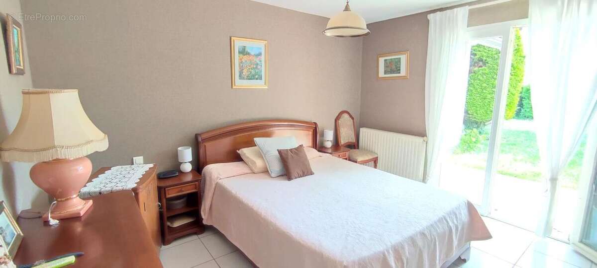 Maison à BERNAC-DEBAT