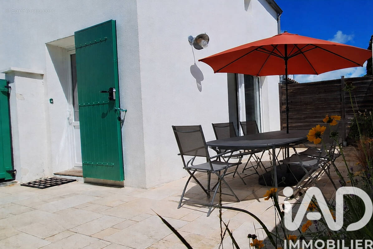 Photo 1 - Maison à LA FLOTTE