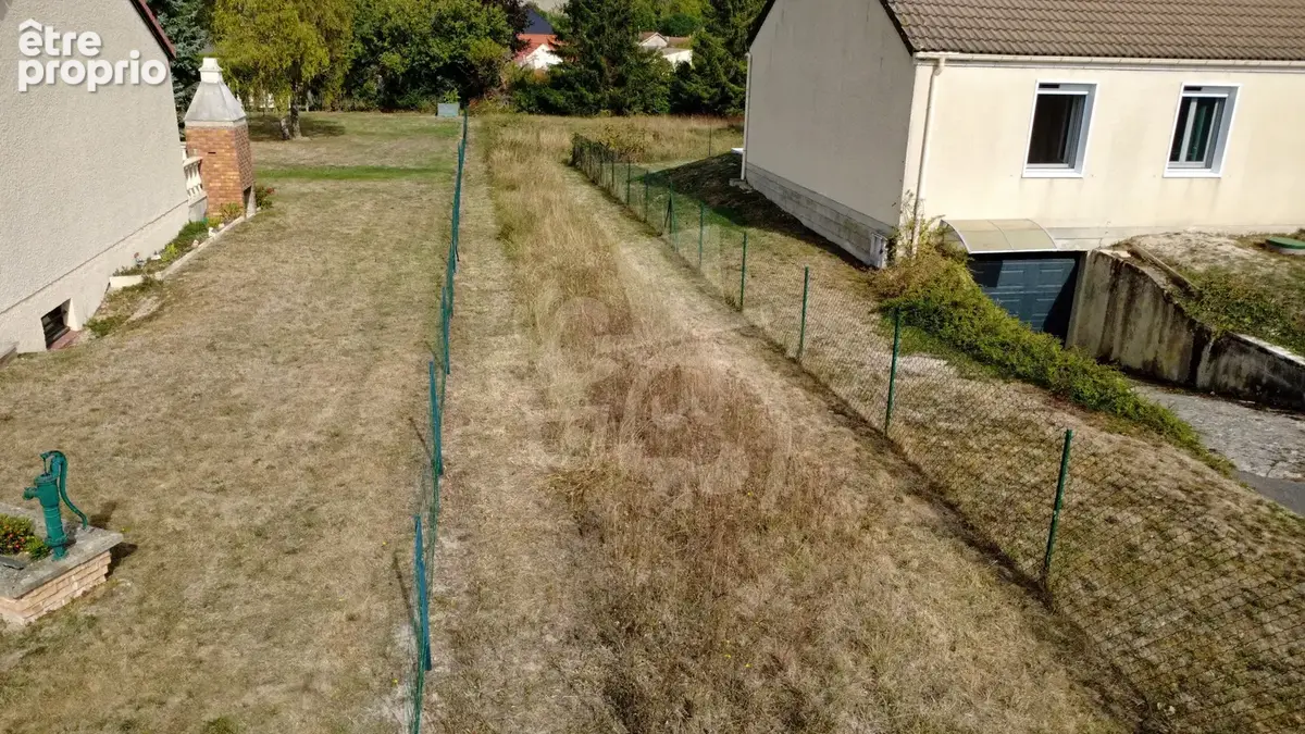 Terrain à bâtir de 942m2 sur SELLES - photo 6