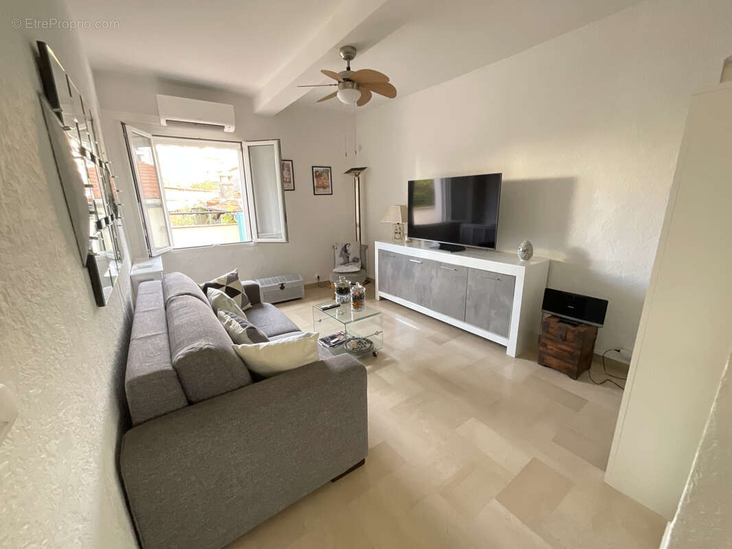 Appartement à CAGNES-SUR-MER