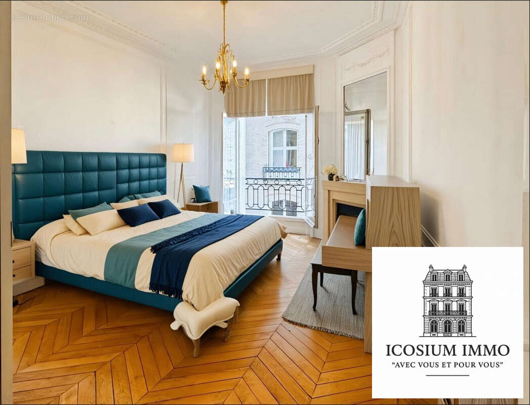 Appartement à PARIS-17E