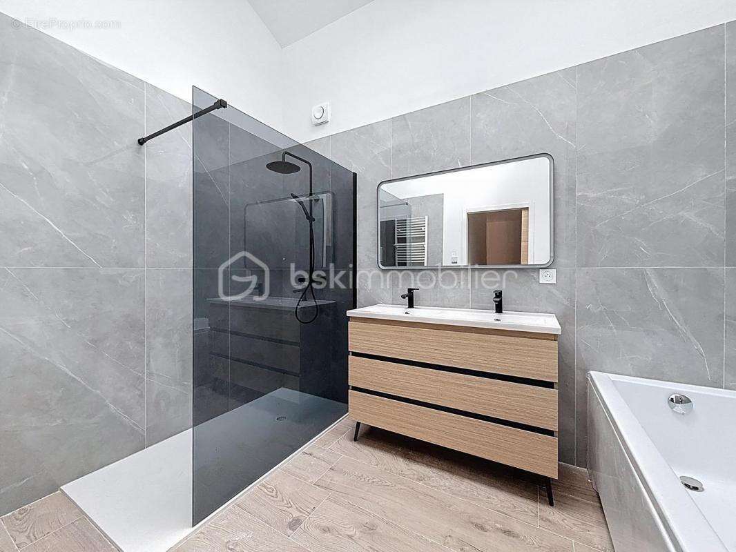 Appartement à MONTEREAU-FAULT-YONNE