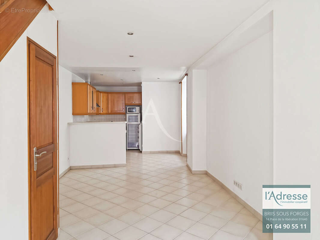 Appartement à LIMOURS