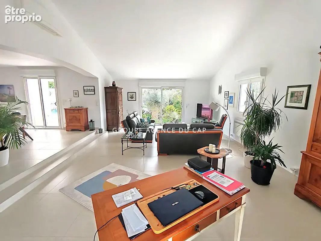 À vendre villa 6 pièces, 185 m² avec 4 chambres piscine et garage, à saint-aygulf - photo 5
